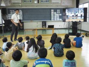 3ヶ月の学校生活を振り返る写真